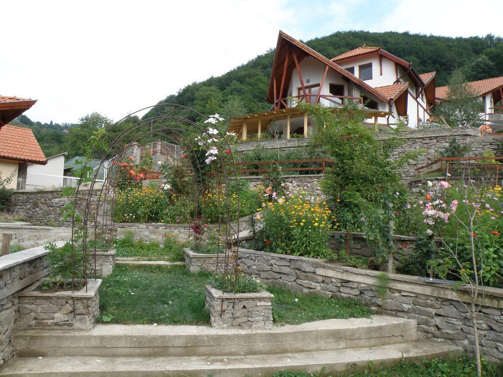 Vila Anastasia Sacarimbu Exterior foto